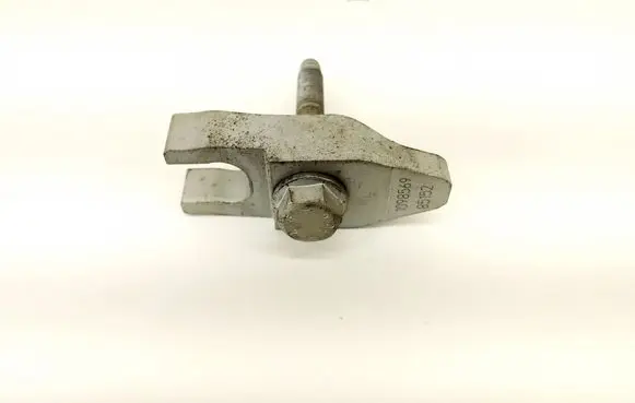 Opel Astra K Fuel Injector clamp holder 85152 1098569
