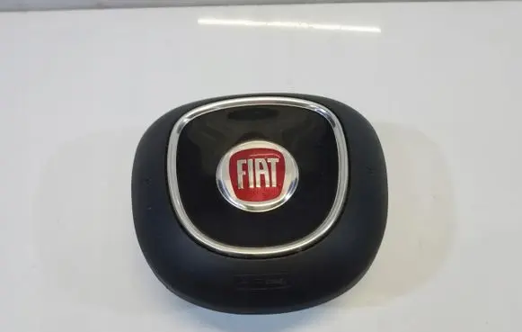 Fiat 500L Steering wheel airbag