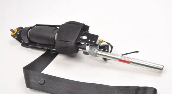 Volvo C30 Front seatbelt 31320498