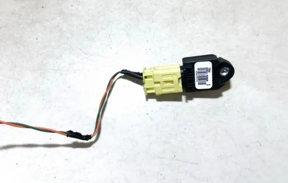 Lexus IS 220D-250-350 Airbag deployment crash/impact sensor 8983102020 89831-02020