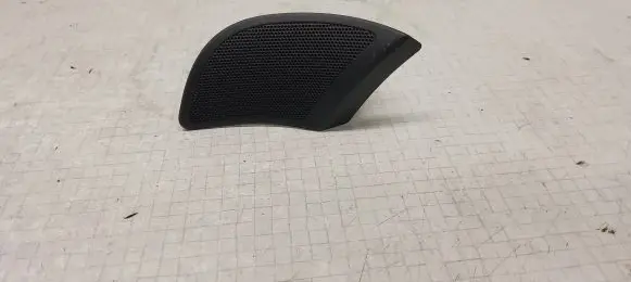 Audi A4 S4 B6 8E 8H Front door speaker 8E0035423