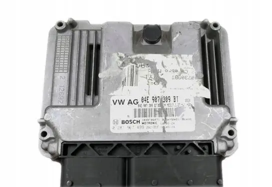 Volkswagen Jetta VII Engine control unit/module 04E907309BT