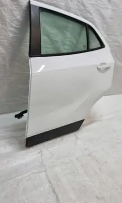 Opel Mokka Rear door