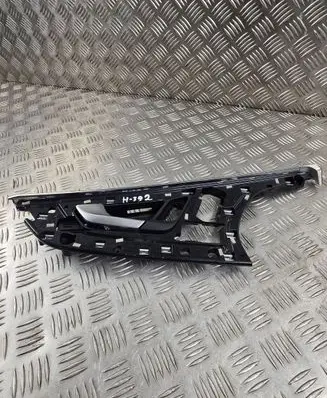 Audi Q7 4M Front door interior handle 4M0837019B