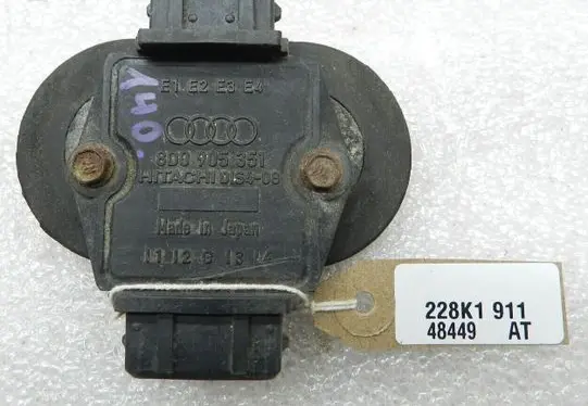 Audi A6 S6 C5 4B Air suspension control unit module (rear) 8D0905351