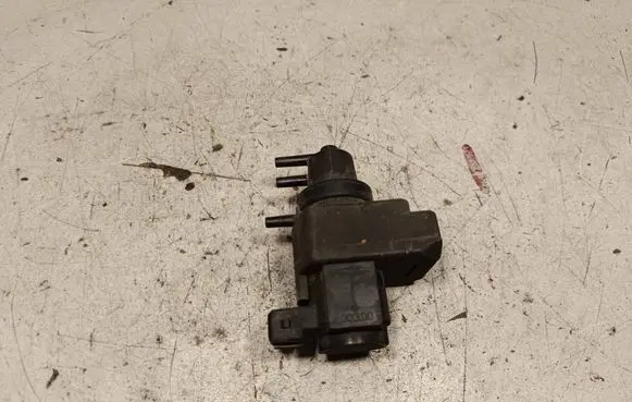 Nissan Navara D40 Turbo solenoid valve