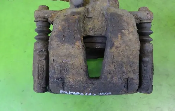 Fiat Fiorino Front brake caliper