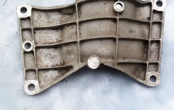 Audi A8 S8 D3 4E Gearbox mounting bracket 4E0803806D