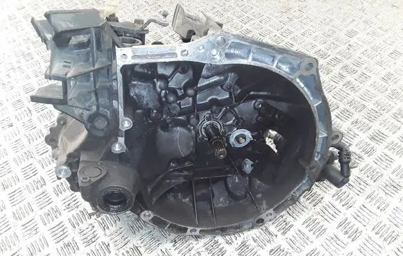 Citroen DS3 Manual 5 speed gearbox 9659670180