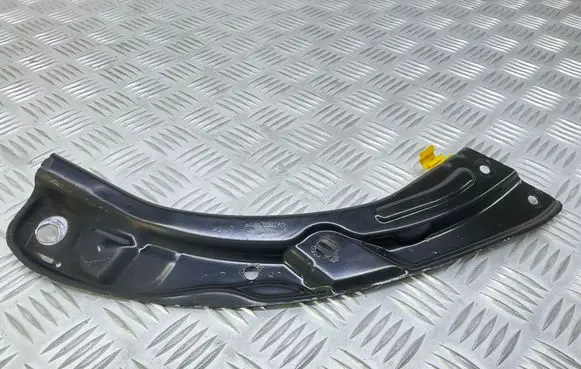 Skoda Rapid (NH) Radiator support slam panel bracket 5JA805932A