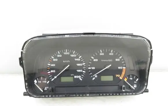 Volkswagen Polo III 6N 6N2 6NF Speedometer (instrument cluster) 