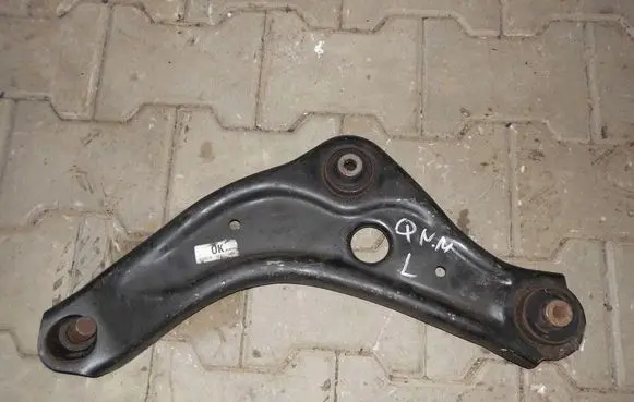 Nissan Qashqai Front lower control arm/wishbone 65566556