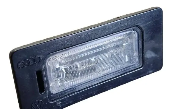 Audi A6 S6 C7 4G Number plate light 8T0943021 A046341