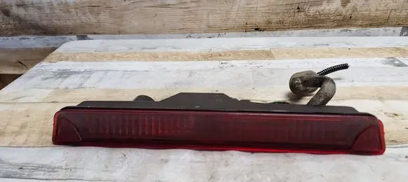 Honda FR-V Third/center stoplight 28622539