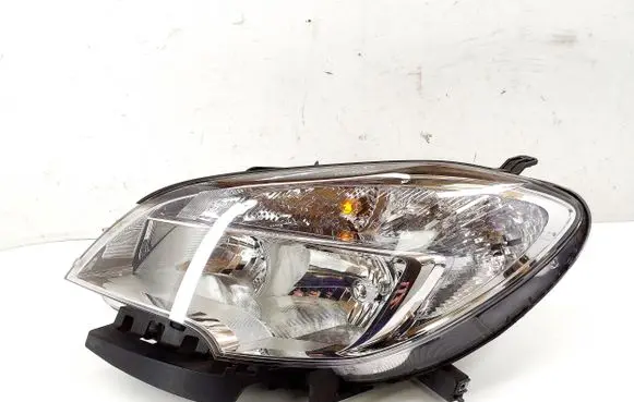 Opel Mokka Headlight/headlamp 95095500