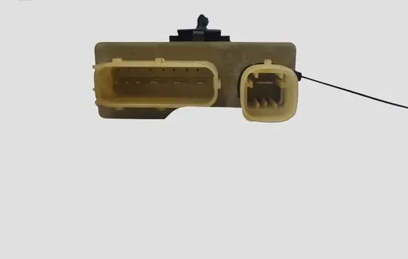 Peugeot 3008 I Glow plug pre-heat relay 9662570880