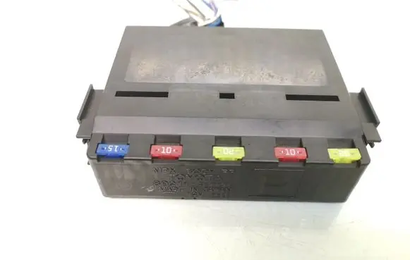 Lexus IS 220D-250-350 Central body control module 8921153020