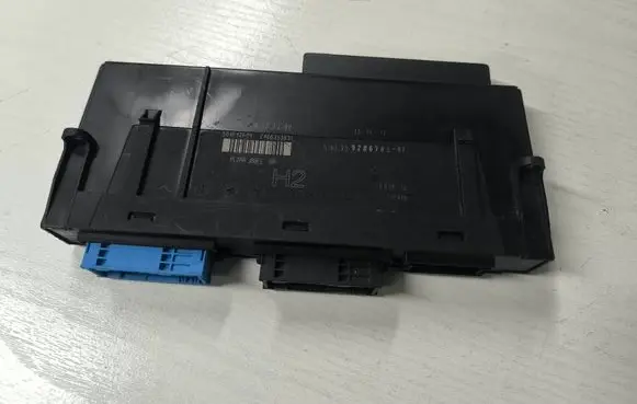 BMW X1 E84 Central body control module 9286785 504F12F01 2466353831