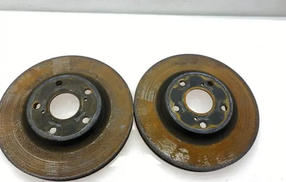 Toyota Prius+ (ZVW40) Front brake disc