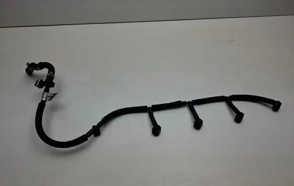 Volvo V60 Fuel return line/hose 31321198 0445130003