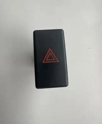 Toyota Avensis T250 Hazard light switch 157963 TR9503 D015