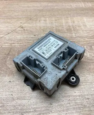 Volvo V70 Door control unit/module 7G9T14B533KC 0507914602
