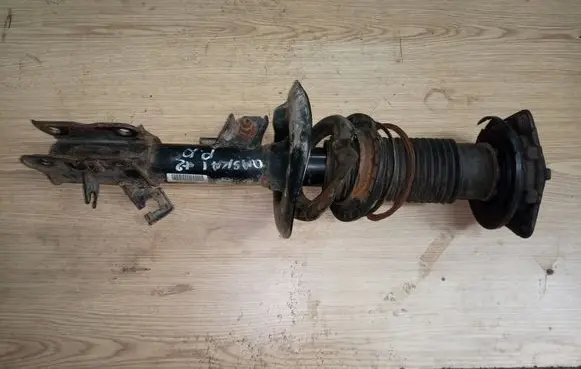 Nissan Qashqai+2 Front shock absorber/damper