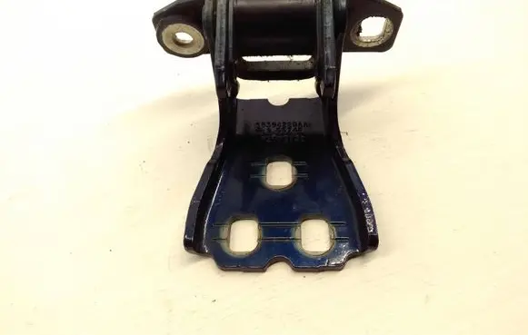 Jeep Grand Cherokee (WK) Rear door lower hinge 55394220AA