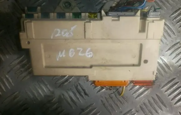 Mazda 626 Fuse box set
