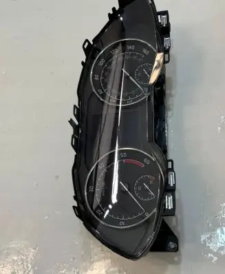 Skoda Superb B8 (3V) Speedometer (instrument cluster) 3V0920941