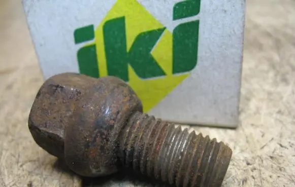 Mercedes-Benz E W210 Nuts/bolts KOMPLEKTAS20VNT