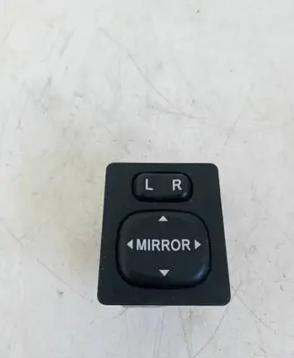 Toyota Yaris Wing mirror switch 183574 769746