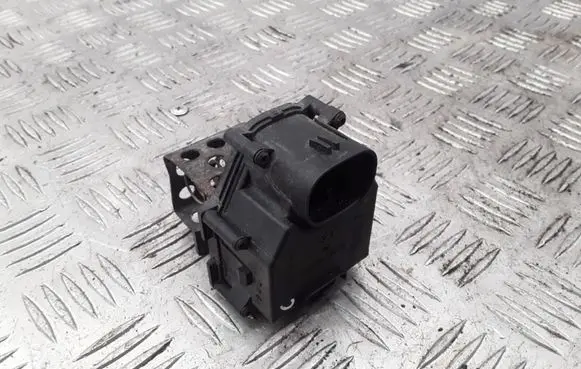 Peugeot 307 Coolant fan relay 9658508980