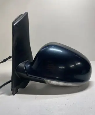 Volkswagen Golf Plus Front door electric wing mirror E1010836