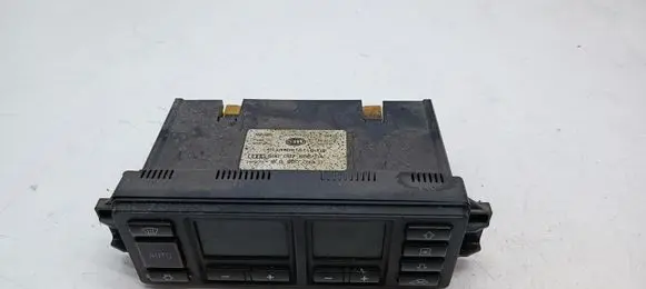 Audi A4 S4 B5 8D Climate control unit 8L0820043D 5HB00760804