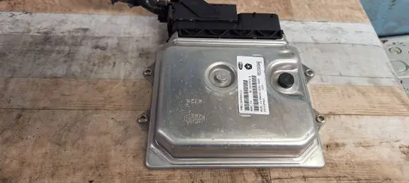 Fiat 500 Engine control unit/module P05150604AB BC0105974B 0099V0132
