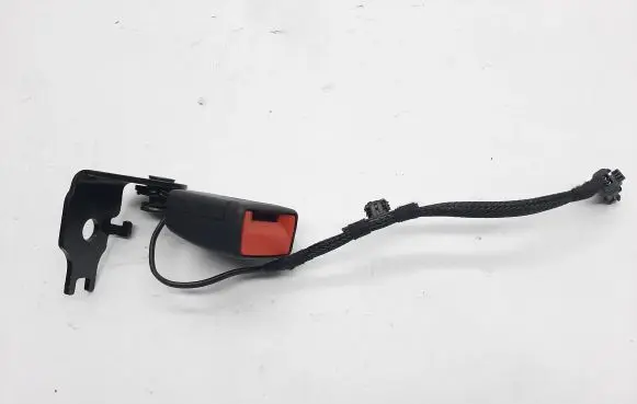 Opel Mokka B Rear seatbelt buckle 9834688780