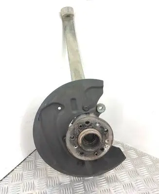 Mercedes-Benz ML W164 Front wheel hub 060642