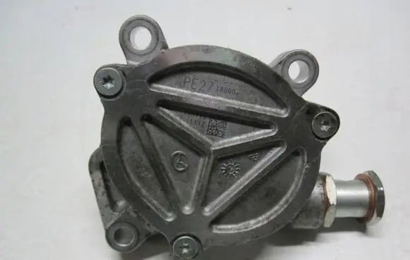 Mazda 2 Vacuum pump PE2718G00