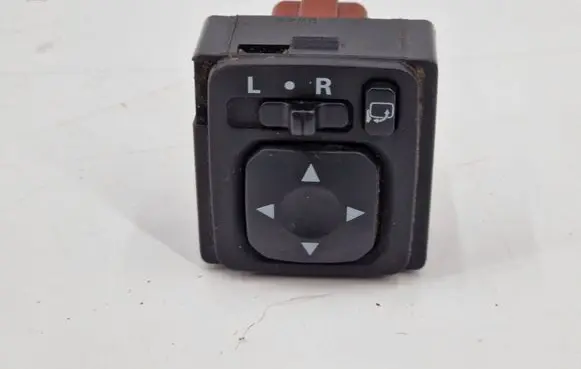 Mitsubishi Outlander Wing mirror switch 183569