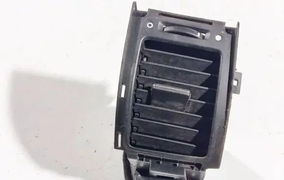 Honda CR-V Dash center air vent grill 77630swwe011m1 77630-sww-e011-m1