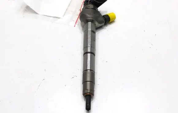 Audi A4 S4 B9 Fuel injectors set 0445110471