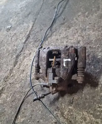 Volkswagen Crafter Rear brake caliper