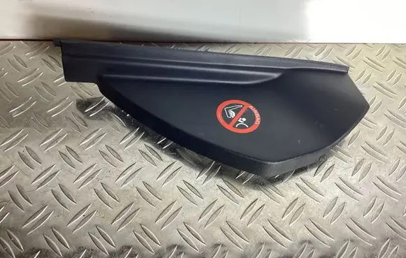Mercedes-Benz GL X166 Dashboard side end trim A1666800307