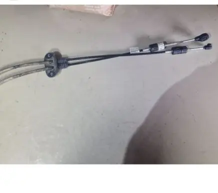 Ford Focus Gear shift cable linkage 4M5R7E395HD 6071120