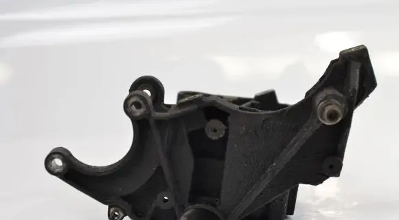 Audi A6 S6 C6 4F Power steering pump mounting bracket 059145169AA