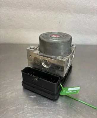 Volkswagen e-Golf Master brake cylinder