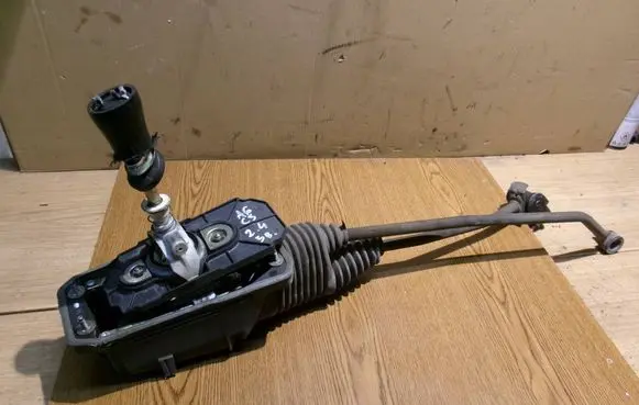 Audi A6 S6 C5 4B Gear selector 8D0911280C