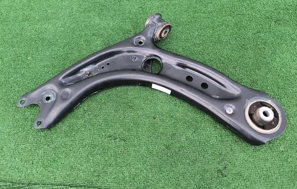 Volkswagen T-Roc Front control arm 5WA407151C