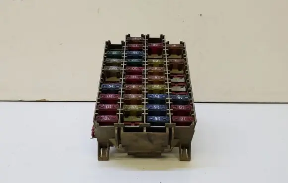 Volvo V70 Fuse module 9162439